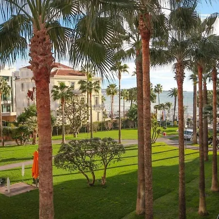 45 Croisette Cannes