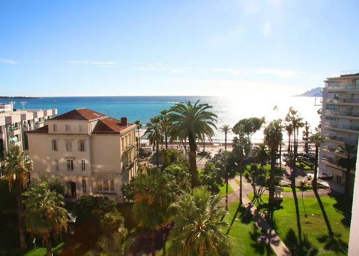 45 Croisette Cannes